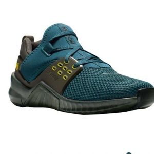 Nike Free Metcon Sneakers